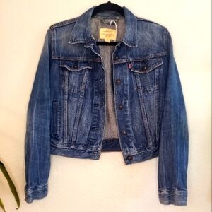 Levi's Classic Trucker Denim Utility Western Boho Hippie Vintage Jean Jacket M